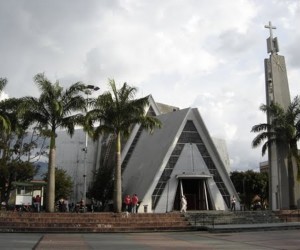 Catedral de Armenia Fuente: panoramio-alejandrotobon